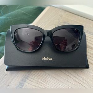 MaxMara Black Sunglasses Mm0009 LOGOS O1B 55mm /Bridge 17mm/ Temple 140mm